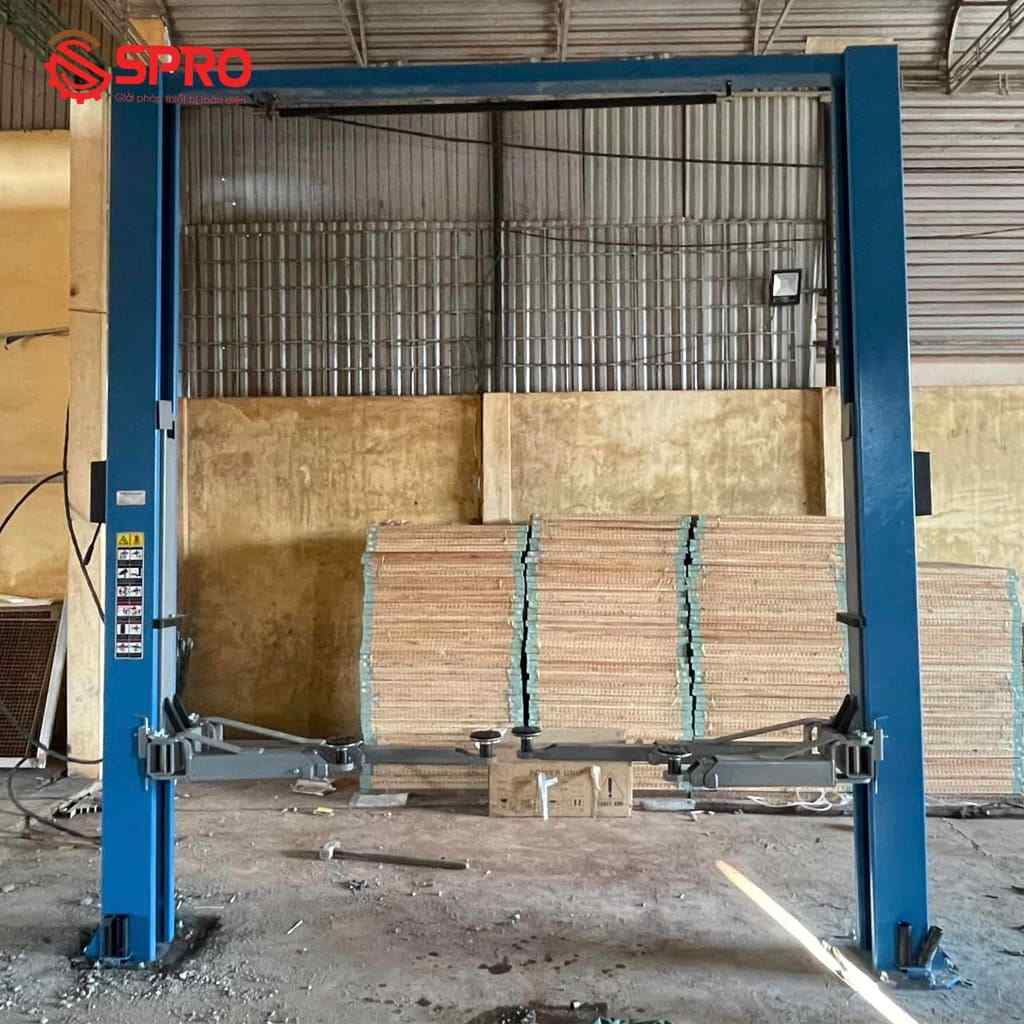 Mua cầu nâng 2 trụ 4 tấn chính hãng ở đâu? 3 Mua cau nang 2 tru 4 tan chinh hang o dau 3