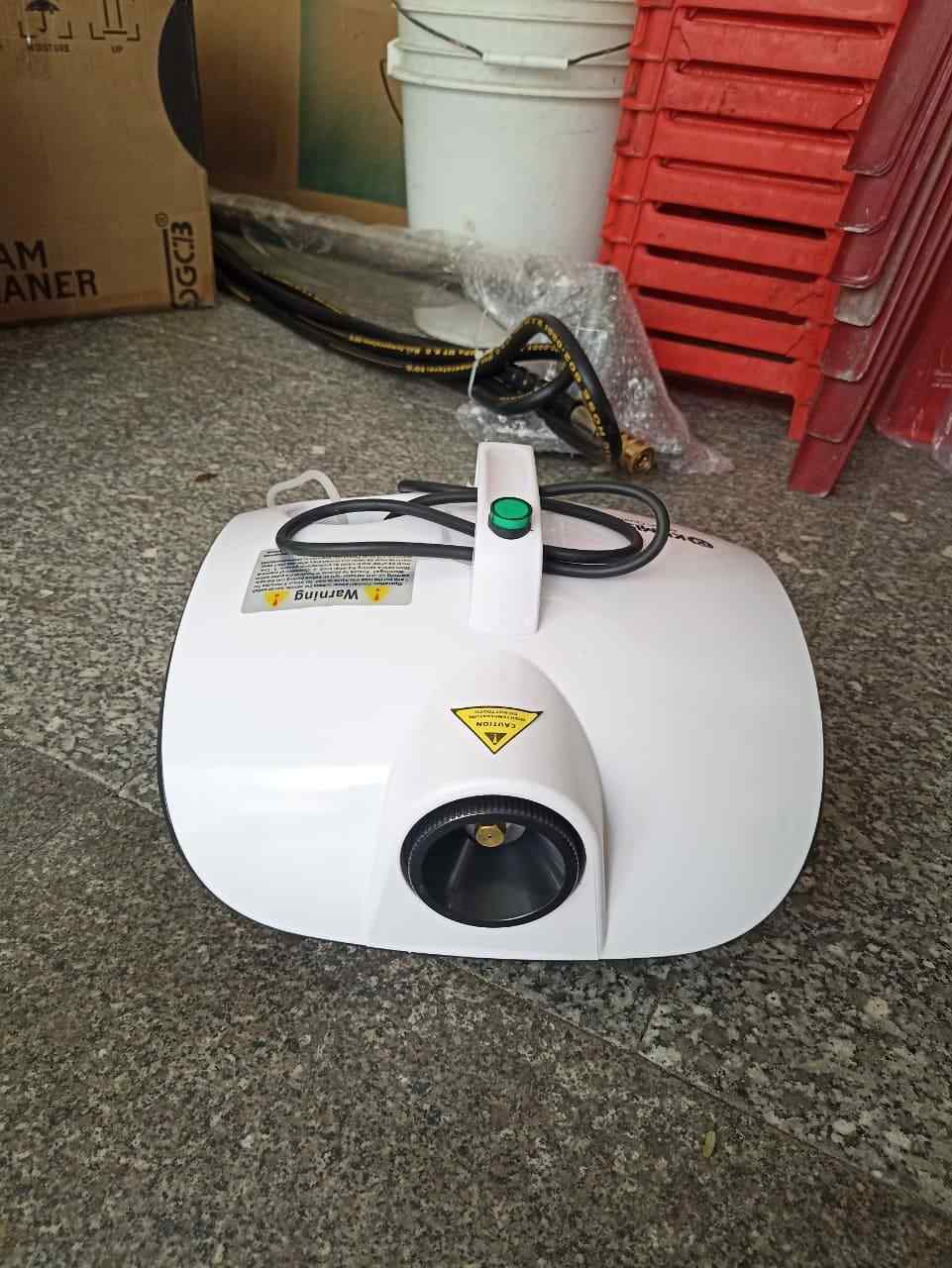 máy khử mùi ô tô diệt khuẩn