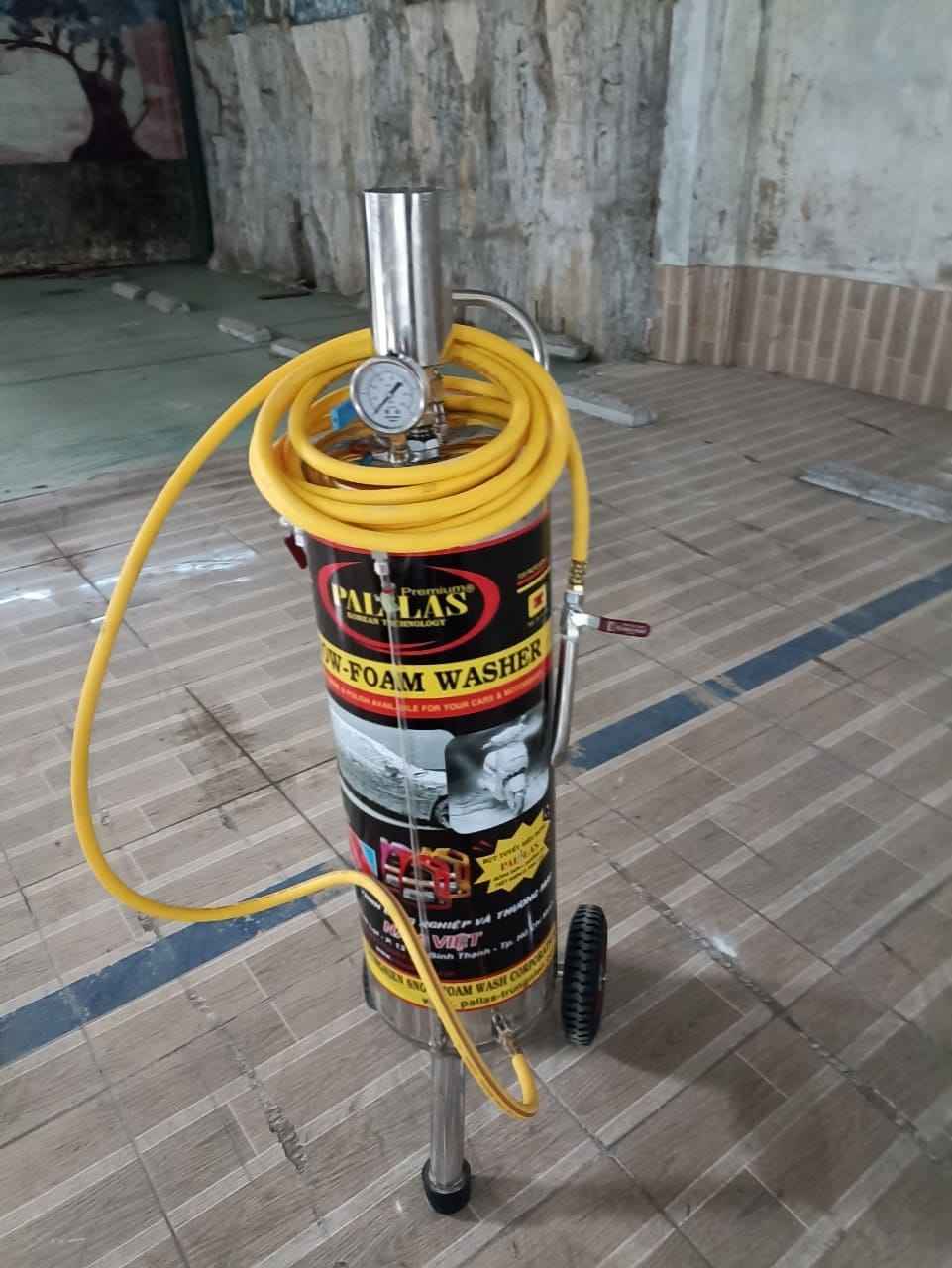 máy rửa xe bọt tuyết pallas mbttrn40