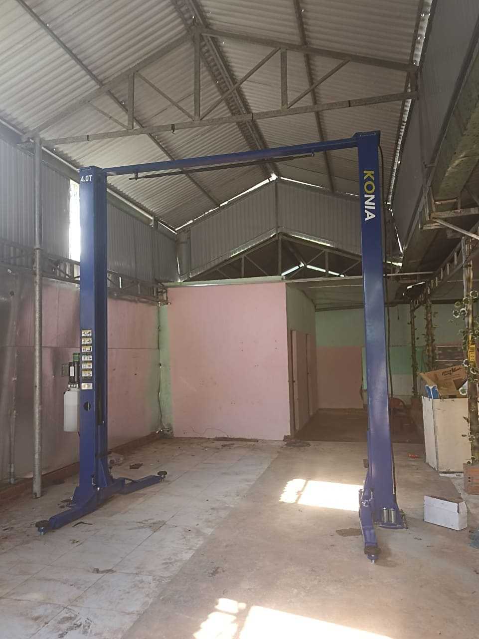 cầu nâng ô tô 2 trụ konia k-4000b 