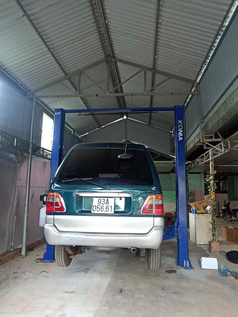 cầu nâng ô tô 2 trụ konia k-4000b 