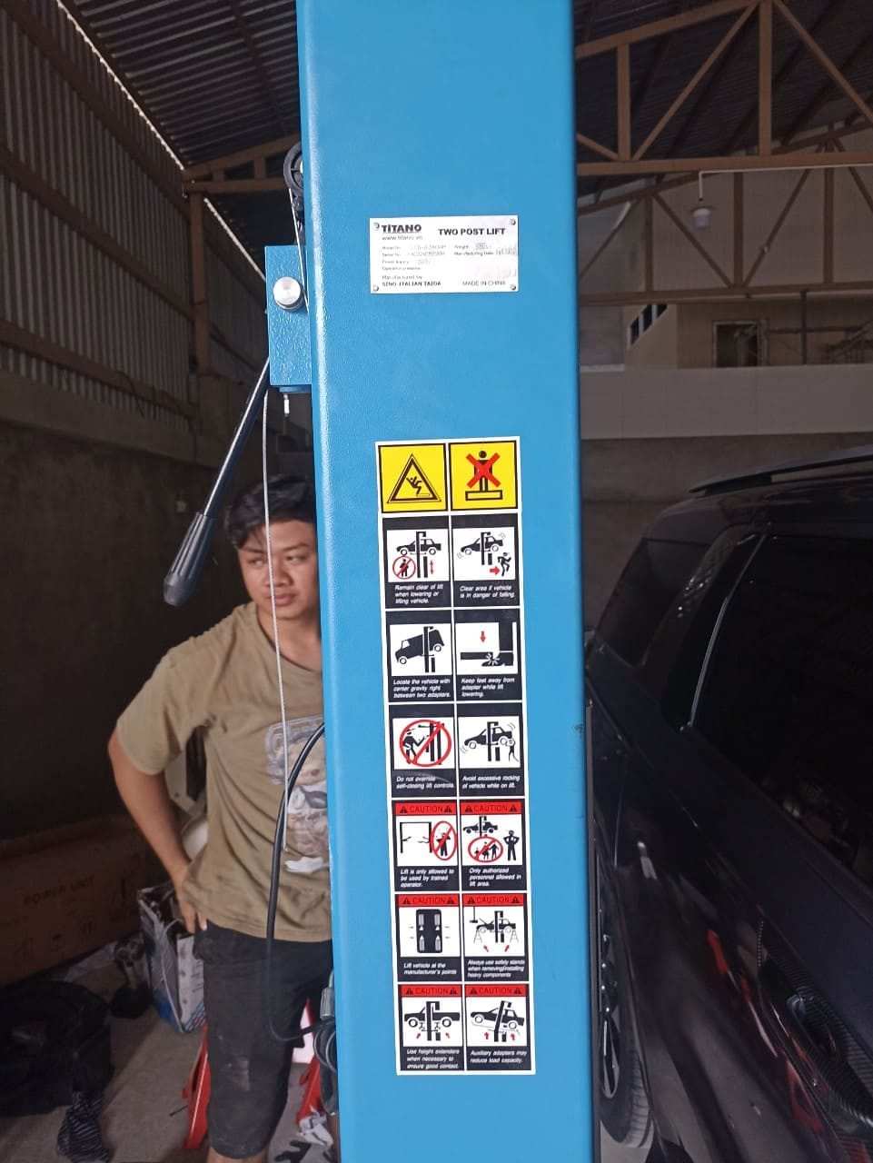 cầu nâng 2 trụ 
