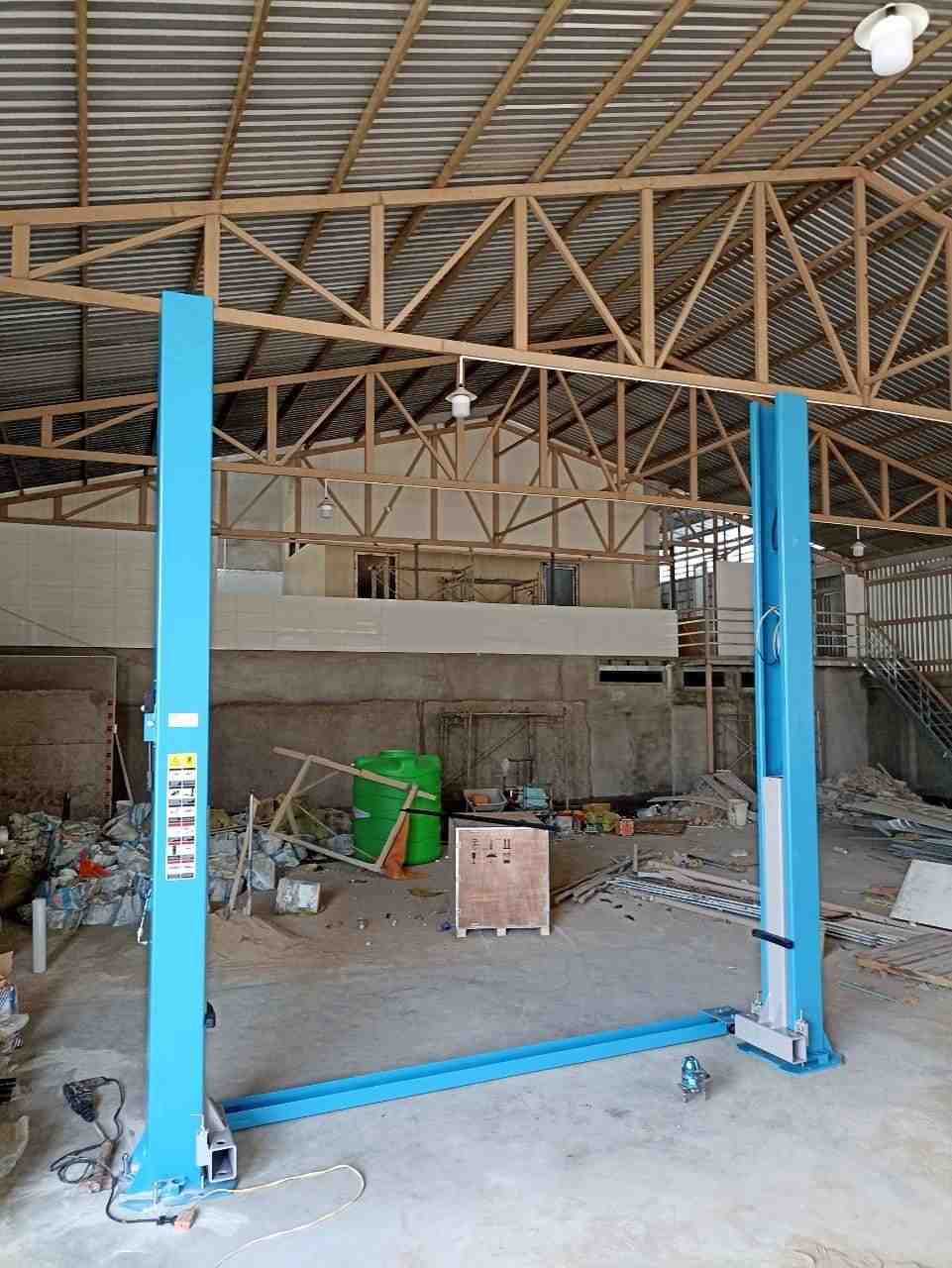 cầu nâng 2 trụ 