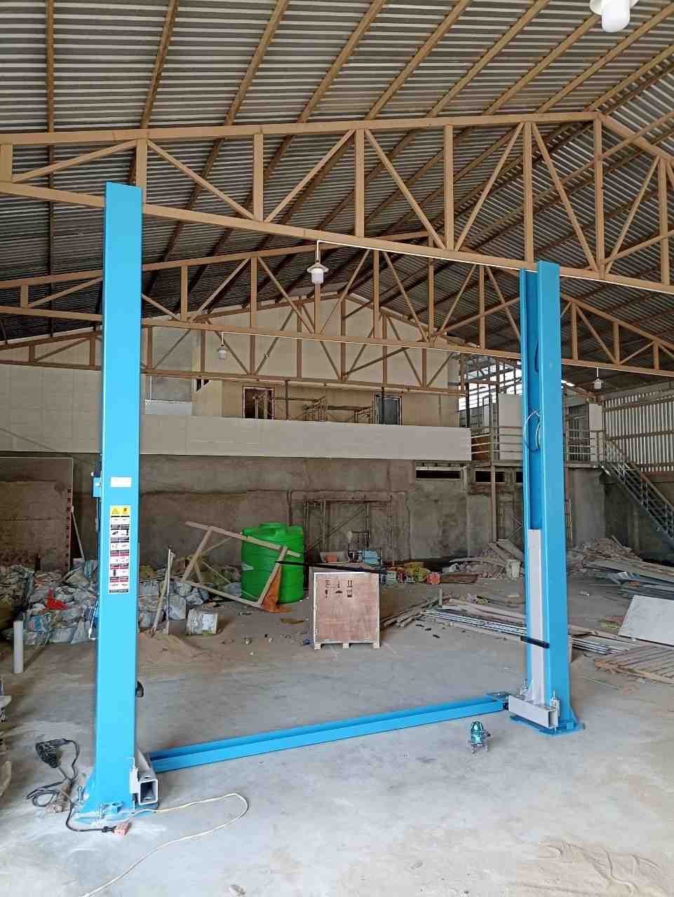cầu nâng 2 trụ 
